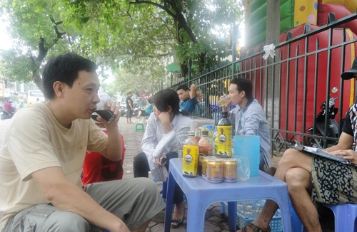 Đông khách mà vẫn không lo bị phàn nàn về phục vụ