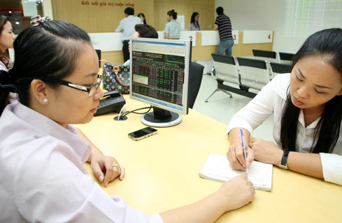 Thị trường chứng khoán 2013: Khó khăn nhưng không bi quan 