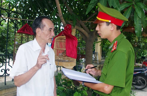 Hạnh phúc vì được dân yêu