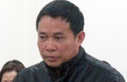  “Muối mặt” vì “cò”