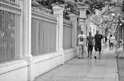 Lắng nghe những nốt trầm thành phố