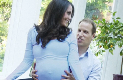 Em bé Hoàng gia làm sôi động cả nước Anh