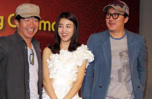 Diễn viên Hàn Quốc muốn ở Việt Nam và thích ăn phở