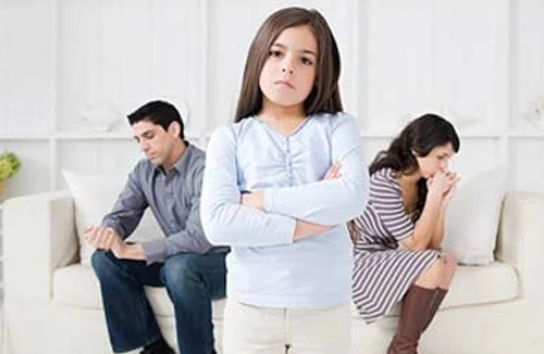 Đi cũng dở, ở không xong