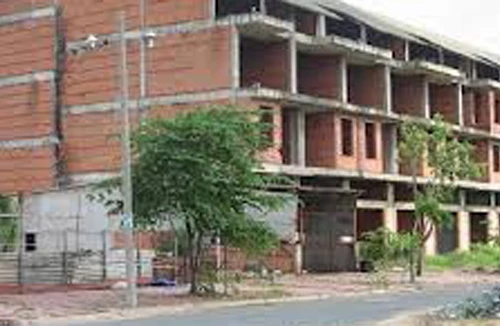 Quả đắng từ thị trường căn hộ xây thô