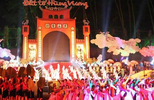 Nhiều hoạt động tại Lễ giỗ tổ Hùng Vương 2013