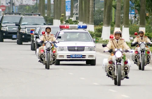 Tăng cường kiểm tra dịch vụ bảo vệ và sử dụng xe mô tô sau "vụ Vujicic"