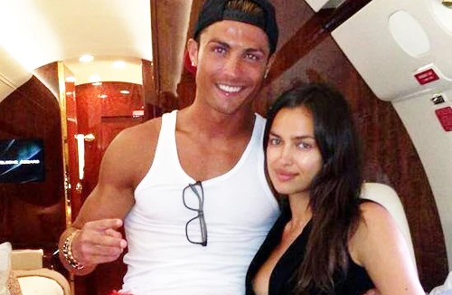 Real Madrid giữ chân Ronaldo bằng lương siêu “khủng”