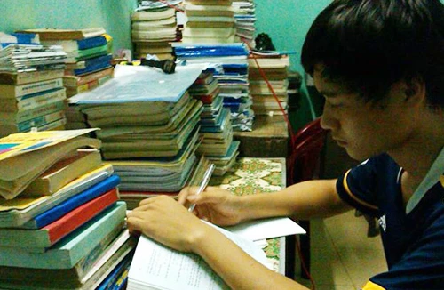 Đến thăm nhà thủ khoa “kép” xứ Thanh