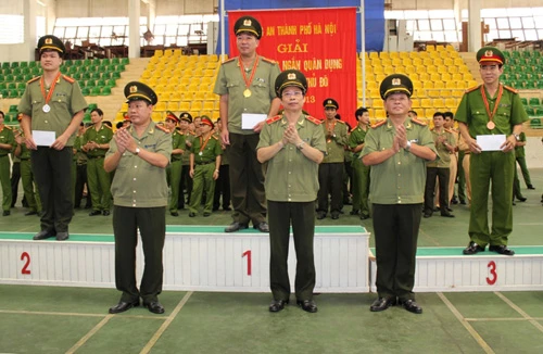 Nhiều xạ thủ có thành tích cao