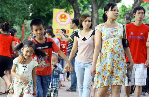 Tháng 11-2013, dân số Việt Nam là 90 triệu người