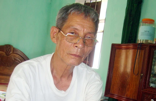 Viết chuyện đời bằng một chữ "nhân"