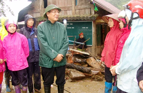 Mưa chưa dứt, áp thấp nhiệt đới lại xuất hiện