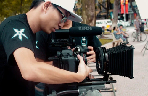 Không đánh giá nghệ thuật bằng… tiền