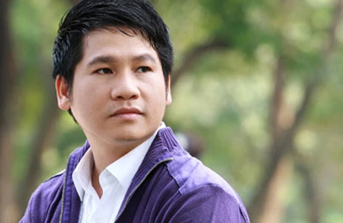 Không nghỉ dạy để chạy “sô”