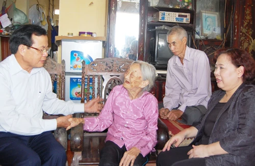 Tiếp nối đạo lý uống nước nhớ nguồn