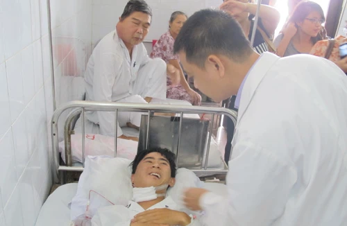 Suýt mất mạng vì máu chảy ồ ạt trong miệng 