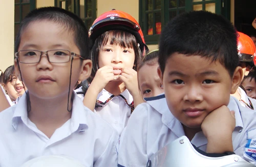 Loại trực tiếp học sinh thể lực kém