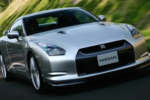 Nissan GT-R thế hệ mới chỉ ra mắt sau 2017