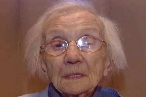 Cụ bà 109 tuổi ở Anh sống lâu nhờ tránh xa đàn ông