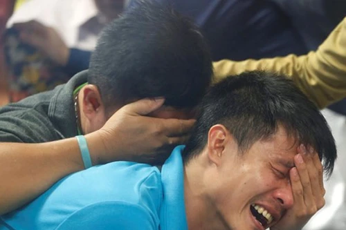 Nỗi đau khôn cùng của gia đình mất 7 người thân trên chuyến bay QZ8501