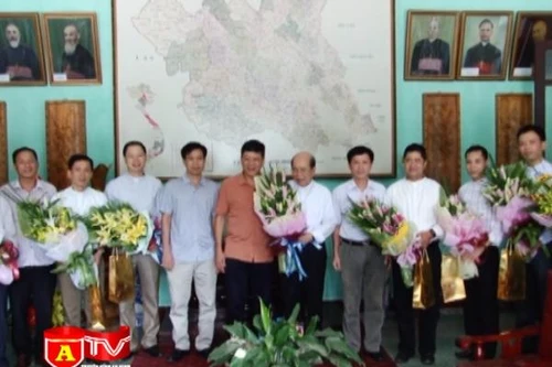 Chúc mừng 8 vị linh mục được tiến chức