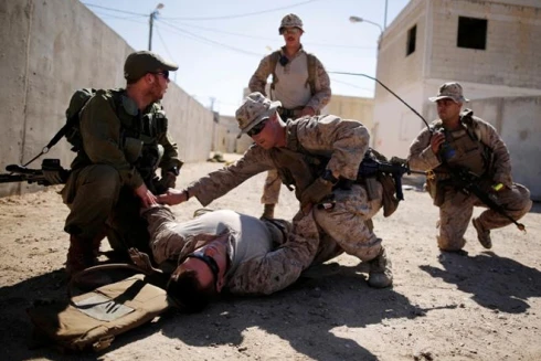 Xem lính Mỹ và Israel sát cánh cầm súng "chống" Iran