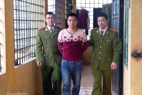 Nghệ nhân làng pháo chế tạo trái phép hạt nổ súng kíp