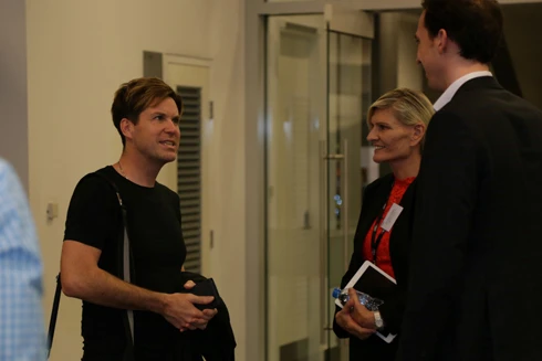 Tác động của kỹ thuật số đến việc học trên thiết bị di động và kiến trúc