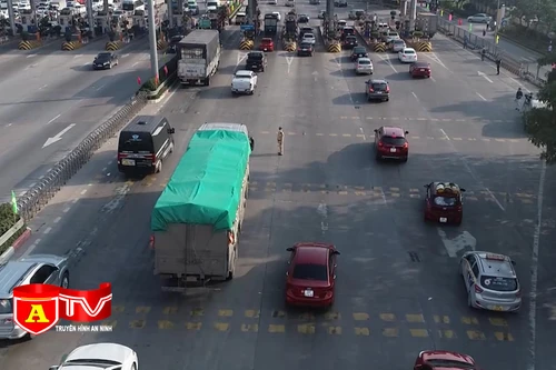 Tăng cường xử lý vi phạm về nồng độ cồn và các hoạt động vận tải khách trong dịp nghỉ lễ