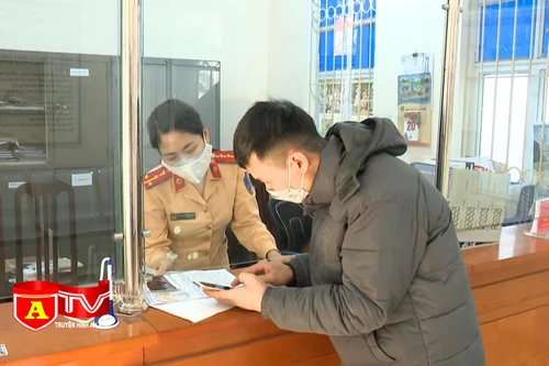 Phản hồi tích cực sau 1 tháng triển khai nộp phạt trực tuyến vi phạm giao thông 