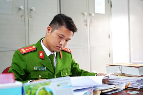 Công tác ở một đơn vị Anh hùng sẽ được học hỏi từ những con người anh hùng