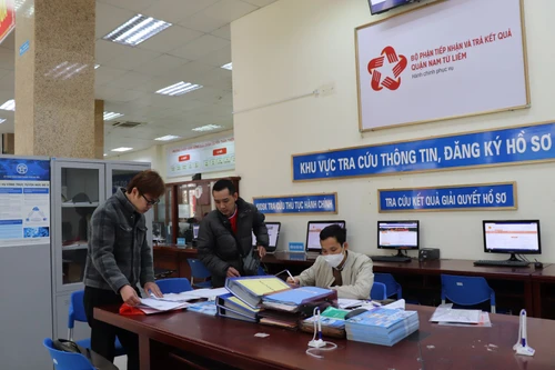 Hà Nội sẽ xem xét miễn, giảm phí, lệ phí sử dụng dịch vụ công trực tuyến 