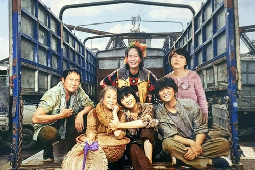 Diễn viên Thanh Hương: Tôi nhiều lúc hơi… đồng bóng