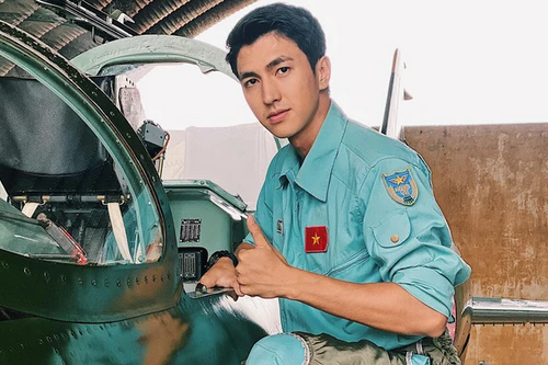 Diễn viên Bình An: Làm chồng của Á hậu có áp lực không?