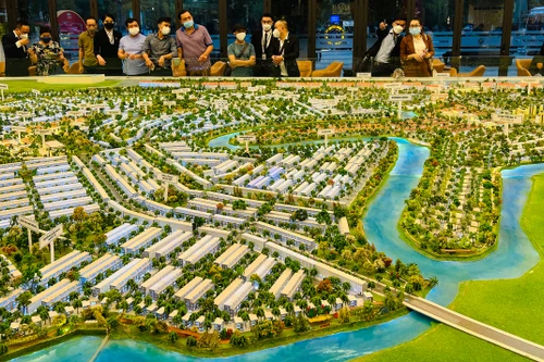 Đánh thuế cao để chống đầu cơ bất động sản 