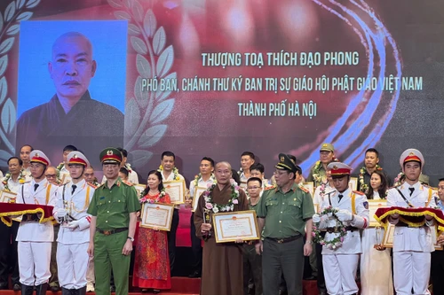 Đồng bào các tôn giáo, dân tộc tham gia Ngày hội Toàn dân bảo vệ an ninh Tổ quốc