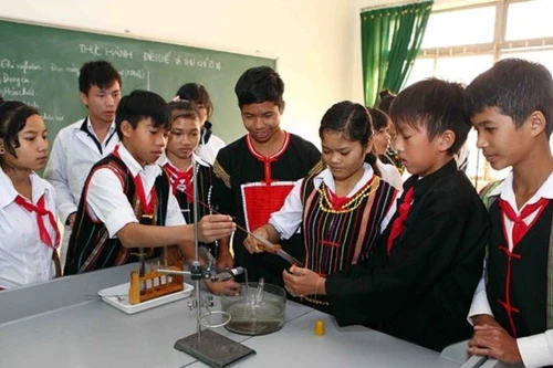 Bảo đảm các dân tộc bình đẳng, đoàn kết gắn bó, không thể tách rời 