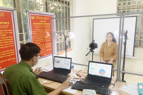 Thẻ căn cước công dân gắn chip tích hợp mã QR hướng tới công dân số