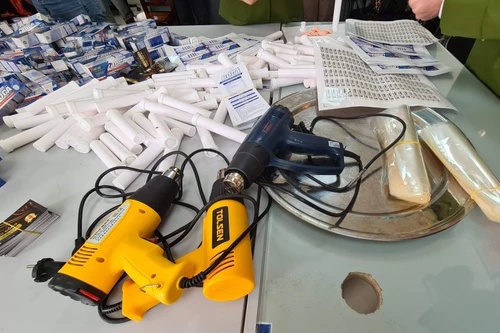 Cận cảnh quy trình biến hộp C sủi thành thực phẩm chức năng chữa viêm xương khớp