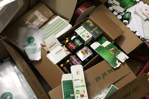 Nữ giám đốc tự chế thêm công dụng của thực phẩm chức năng