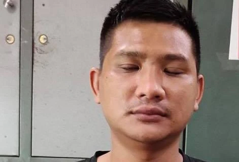 Bao thuốc lá “bí ẩn” tại chốt kiểm soát phòng chống dịch