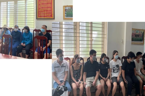 13 người “quây quần”… đánh bạc trong mùa dịch Covid-19