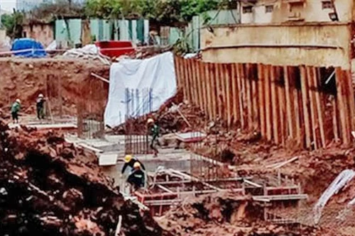 Ai sẽ “nắm đằng chuôi”?