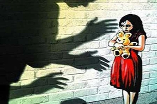 Cậu bé 10 tuổi cưỡng hiếp bé gái hàng xóm