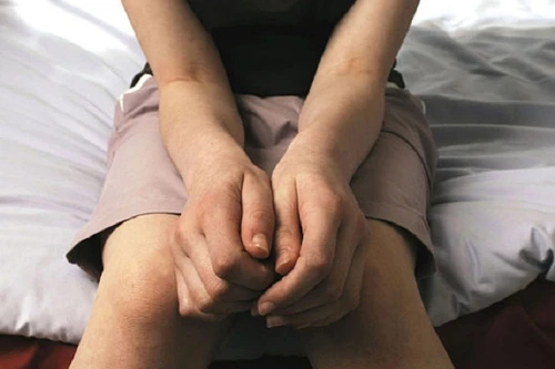 Ông già 70 cưỡng hiếp nữ giúp việc 27 tuổi