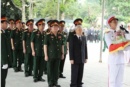 Lãnh đạo Đảng, Nhà nước viếng các quân nhân hi sinh khi máy bay CASA -212 gặp nạn