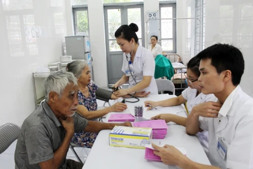 Cục trưởng Cục Quản lý khám chữa bệnh: Không nâng chất lượng, nhiều bệnh viện sẽ… vắng vẻ