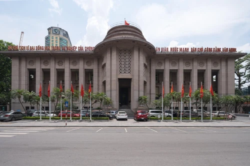 Giám sát chặt 17 ngân hàng có tầm quan trọng hệ thống nhằm ngăn ngừa rủi ro trọng yếu