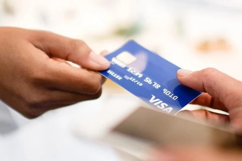 Sẽ phạt nặng hành vi thuê, mượn, mua, bán, lấy cắp thông tin tài khoản, thẻ ngân hàng